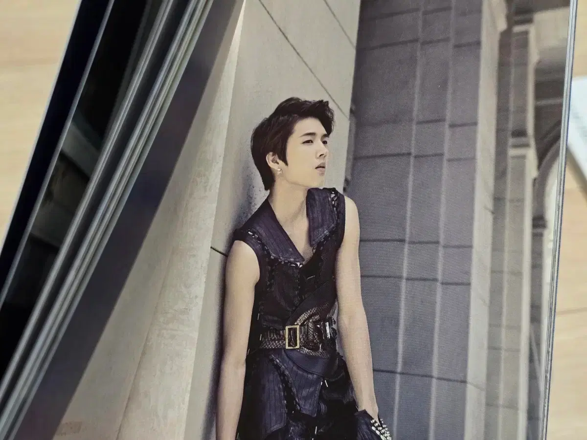 thumbnail-4